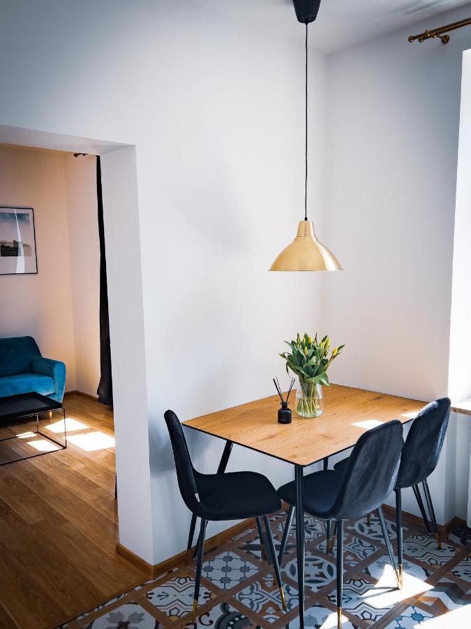 Nalu Black&White Apartment No 8 カトヴィツェ エクステリア 写真