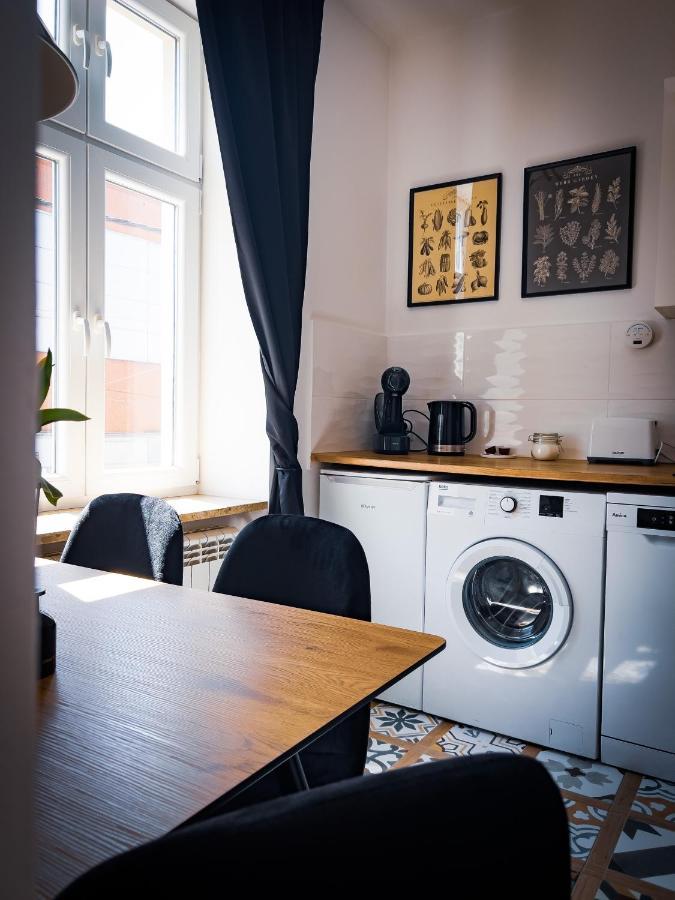Nalu Black&White Apartment No 8 カトヴィツェ エクステリア 写真